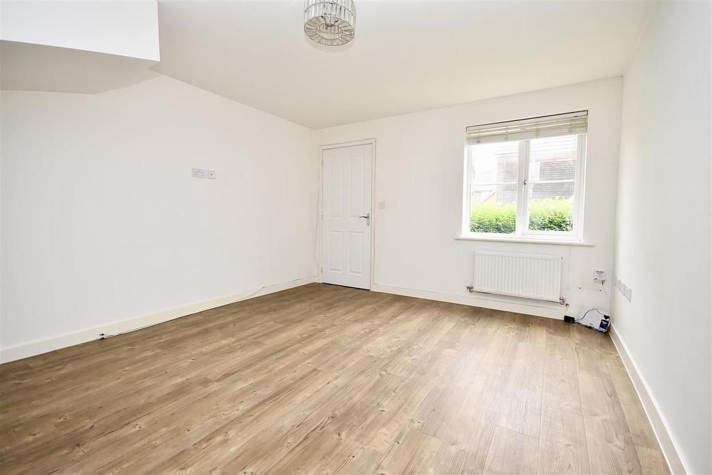 Theedway, Leighton Buzzard, LU7 9RP 3 bed semidetached house for sale