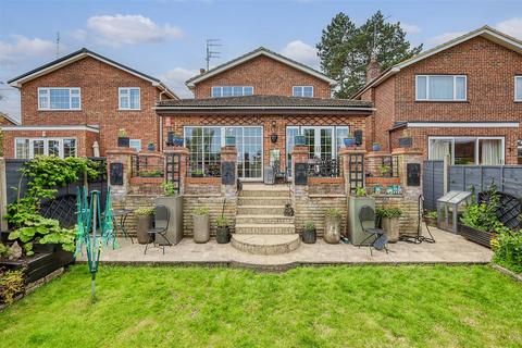 5 bedroom detached house for sale, The Grotto, Ware
