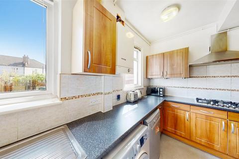 3 bedroom end of terrace house for sale, Clifton Avenue, Wembley, Middlesex