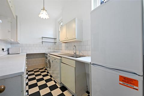 3 bedroom flat for sale, Fitzgeorge Avenue, London W14