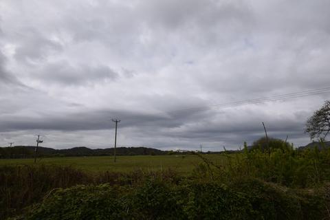 undefined, Llanfrothen