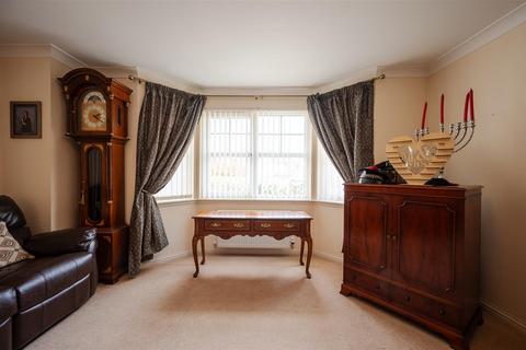 47 Bishops View, Inverness, IV3 8LJ