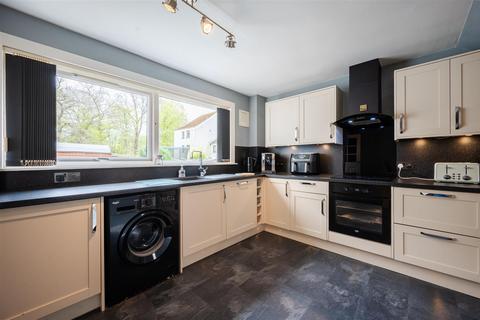 3 bedroom end of terrace house for sale, Macintyre Place, Dingwall IV15