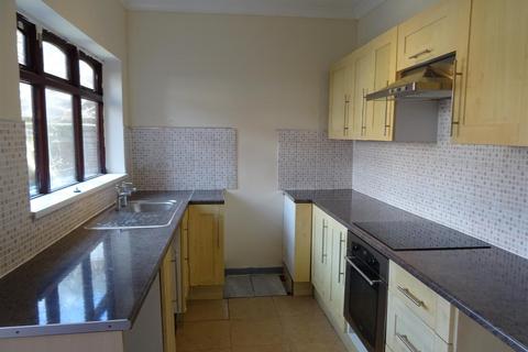 3 bedroom end of terrace house to rent, Langdale Street, Leigh WN7