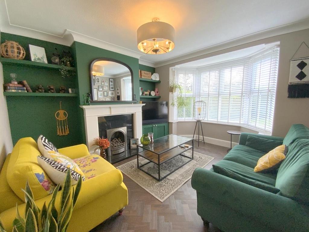 Grantham Avenue, Scartho, Grimsby 3 bed semidetached house for sale