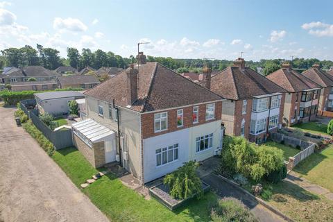 3 bedroom semi-detached house for sale, New Cheveley Road, Newmarket CB8