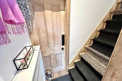 104 Doncaster Road, Darfield, Barnsley, S73 9JA