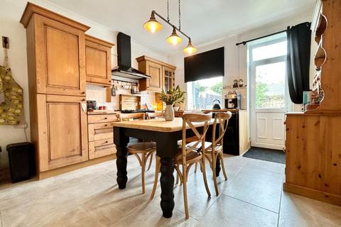 104 Doncaster Road, Darfield, Barnsley, S73 9JA