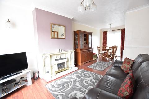 10 Northfield Close, Scunthorpe, DN16 2LE