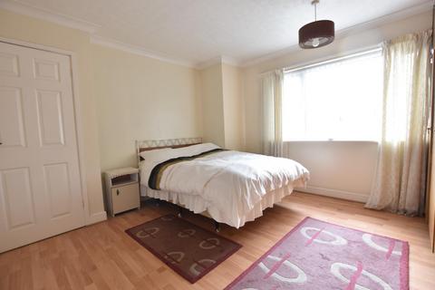 10 Northfield Close, Scunthorpe, DN16 2LE