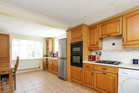 32 Doublegates Avenue, Ripon, HG4 2TP