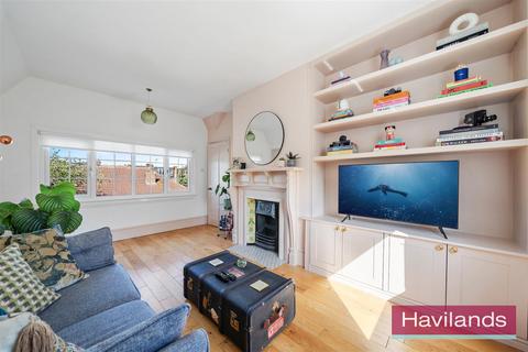 2 bedroom flat for sale, Lytton Avenue, London