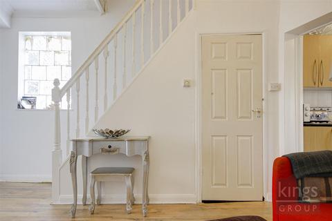 13 Bury Street, London, N9 7LD