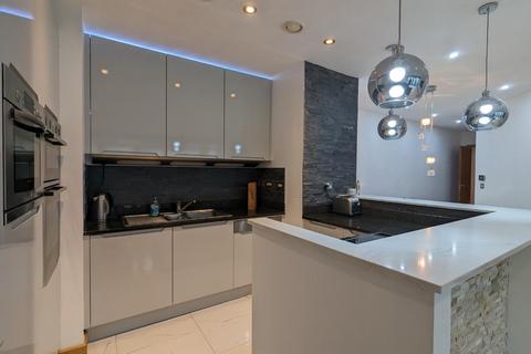 2 bedroom apartment for sale, Number 1 Deansgate, Manchester, M3 1AZ