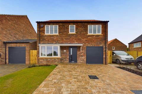4 bedroom detached house for sale, River View, High St, Hook, Goole, DN14 5NU