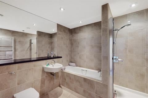 3 bedroom apartment for sale, Number 1 Deansgate, Manchester