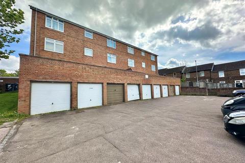 33 Denham Close, Luton, LU3 3TS