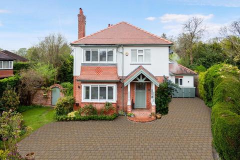 5 bedroom detached house for sale, Kensington Gardens, Hale