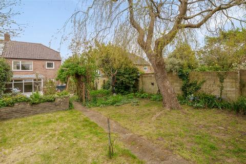 33 Uplands, Walditch, Bridport, DT6 4LE