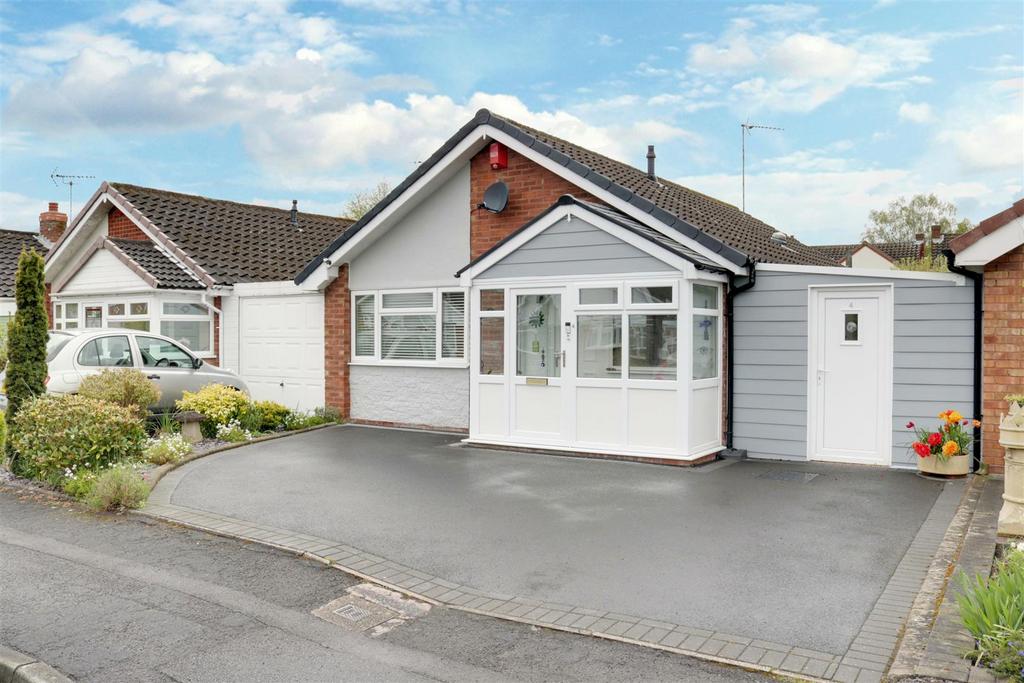 Stanley Court, Alsager, Alsager 2 bed semidetached bungalow for sale