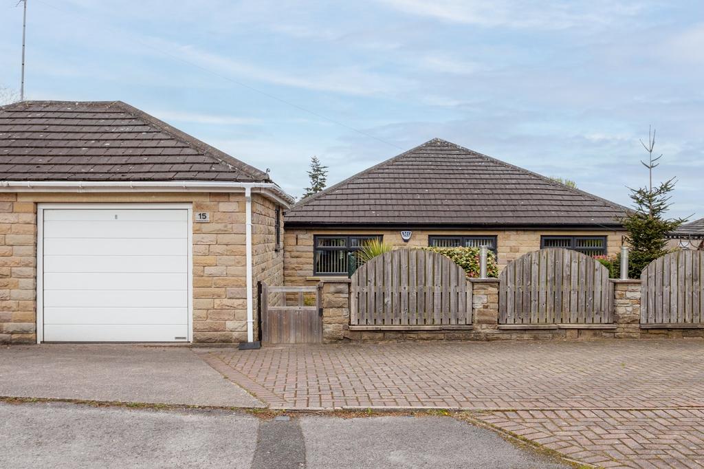 Headlands Street, Liversedge, WF15 3 bed bungalow for sale £375,000