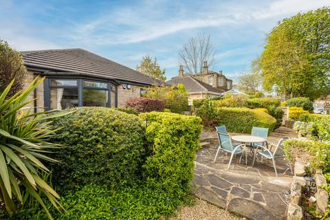 3 bedroom bungalow for sale, Headlands Street, Liversedge, WF15