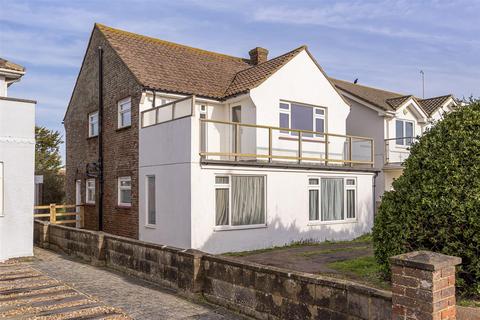 4 bedroom detached house to rent, Kings Walk, Shoreham-by-Sea