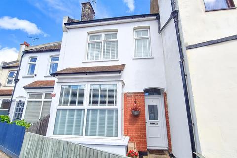 3 bedroom terraced house for sale, LONDON ROAD, Leigh-On-Sea