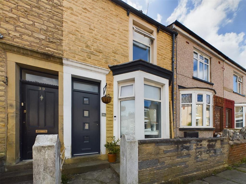 Avondale Road, Bowerham, Lancaster 3 bed terraced house for sale £210,000