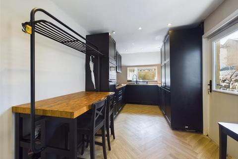 41 Avondale Road, Lancaster, LA1 4BZ