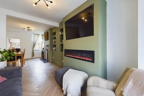41 Avondale Road, Lancaster, LA1 4BZ