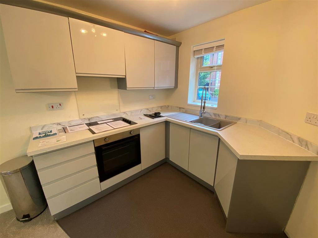 Living Room / Kitchen