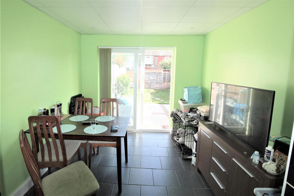 Breakfast room