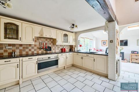 5 bedroom character property for sale, Old Windmill, Gilmorton, Lutterworth