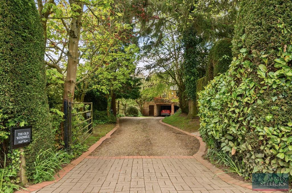 Driveway &amp; approach
