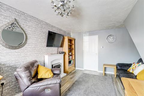 2 bedroom terraced house for sale, Bullfinch Road, Basford NG6