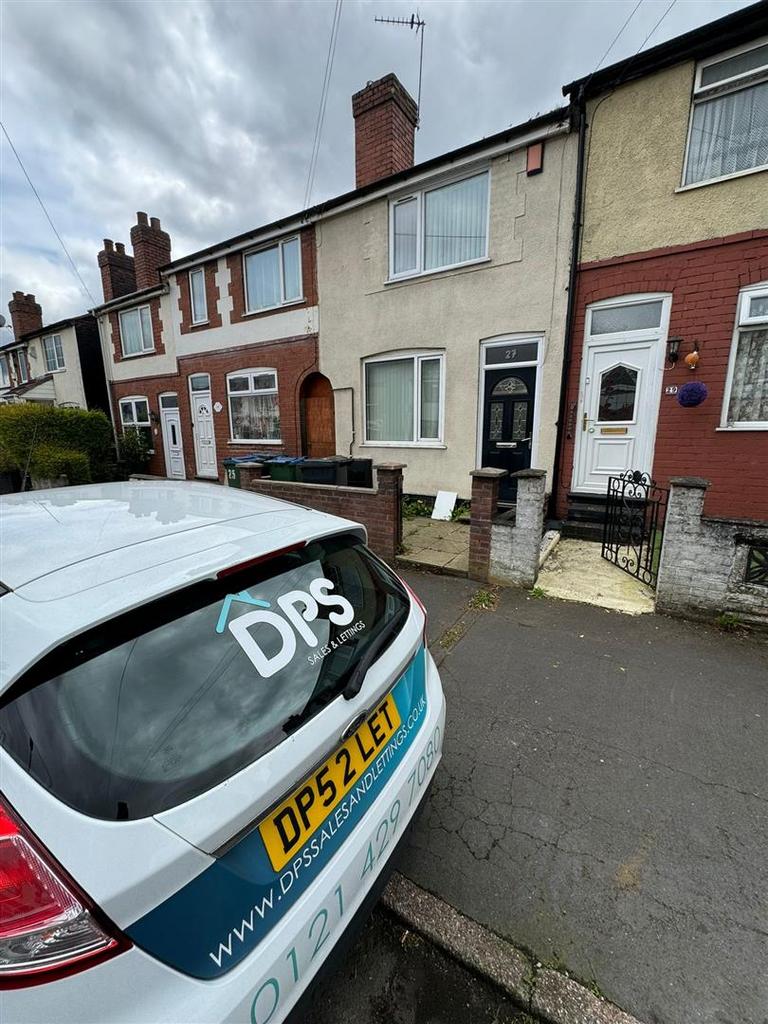 Fisher Road, Oldbury 3 bed terraced house - £900 pcm (£208 pw)