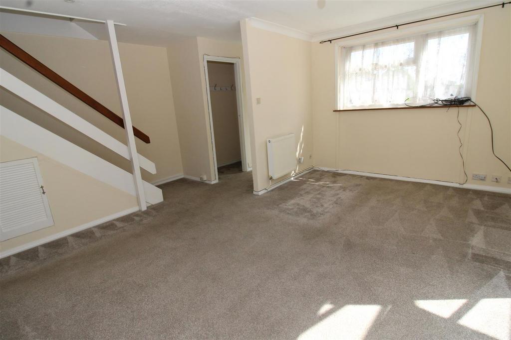 Lounge 3.JPG