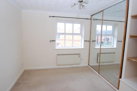 2 bedroom terraced house to rent, Brayfield Close, Bury St. Edmunds IP32