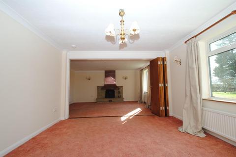 4 bedroom detached house to rent, Weston Hindle Farm, Wattisfield Road, Thelnetham IP22