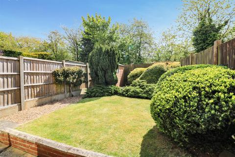 3 bedroom end of terrace house for sale, Larch Walk, Hatfield Peverel, Chelmsford