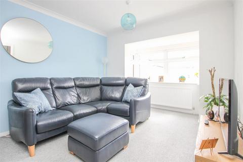 1 bedroom apartment for sale, Crescent Road, Warley, Brentwood