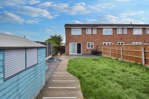 3 bedroom house for sale, Canvey Island SS8