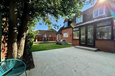 4 Croxon Way, Burnham-on-crouch, CM0 8QR