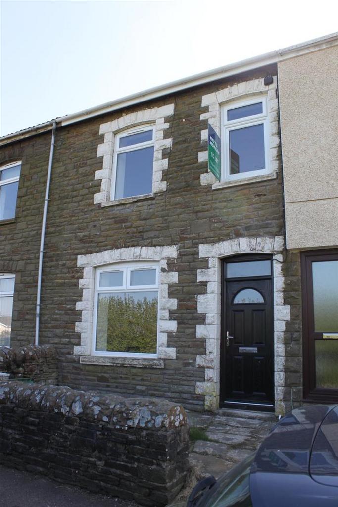 11 Tonyrefail Road, Pontypridd, Mid... 3 bed terraced house to rent £