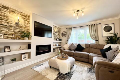6 Barn Close, Cradley Heath, B64 7NQ