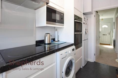 6 Carleton Road, Cheshunt, Waltham Cross, EN8 0BB