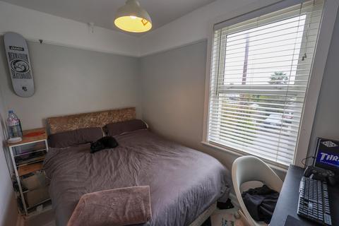 3 Central Avenue, St Austell, PL25 4JG