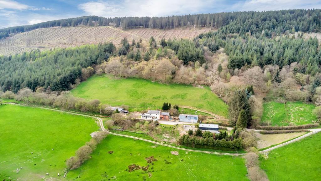 Llanrhaeadr Ym Mochnant, Oswestry 4 bed property with land for sale £495,000