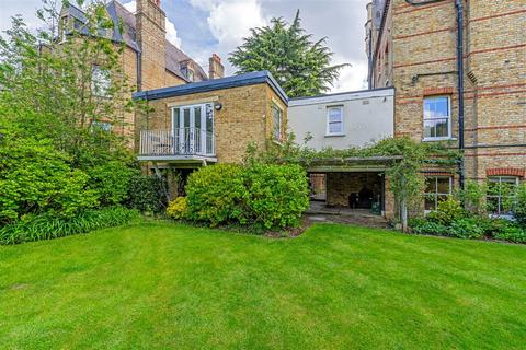 2 bedroom house for sale, The Lodge, Riverdale Road, East Twickenham